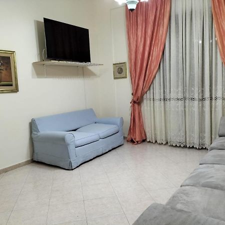 Casa Vacanze Al Castello Trani Bagian luar foto
